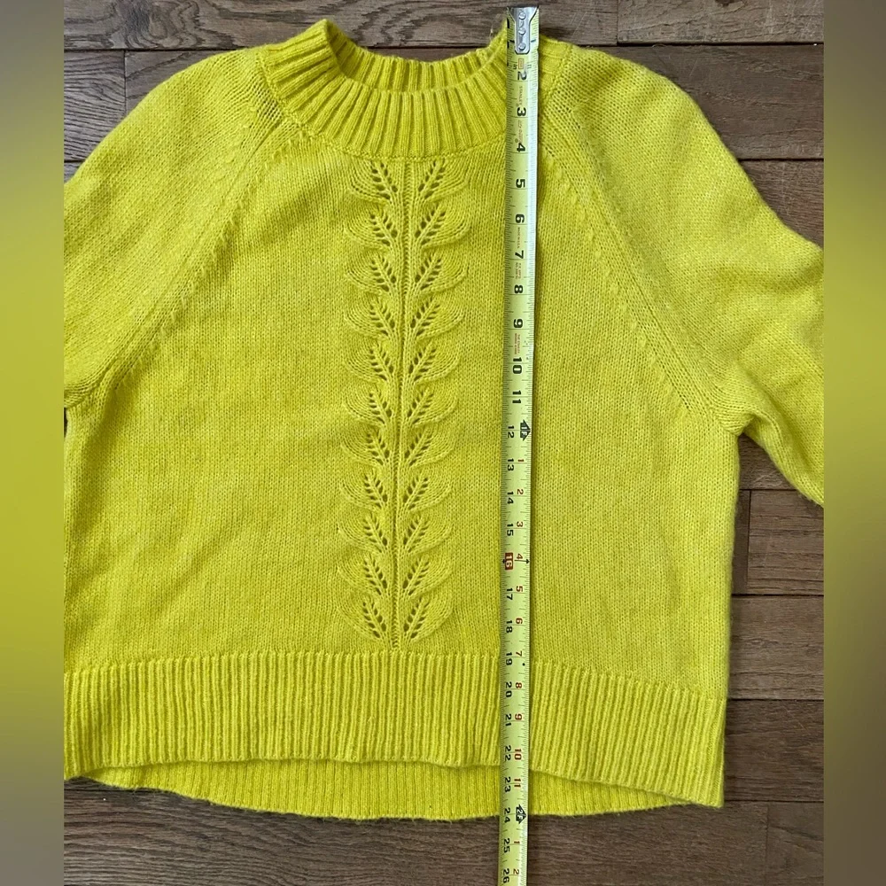 LOFT Yellow Pointelle Crewneck Knit Sweater Womens Size Small Wool Blend